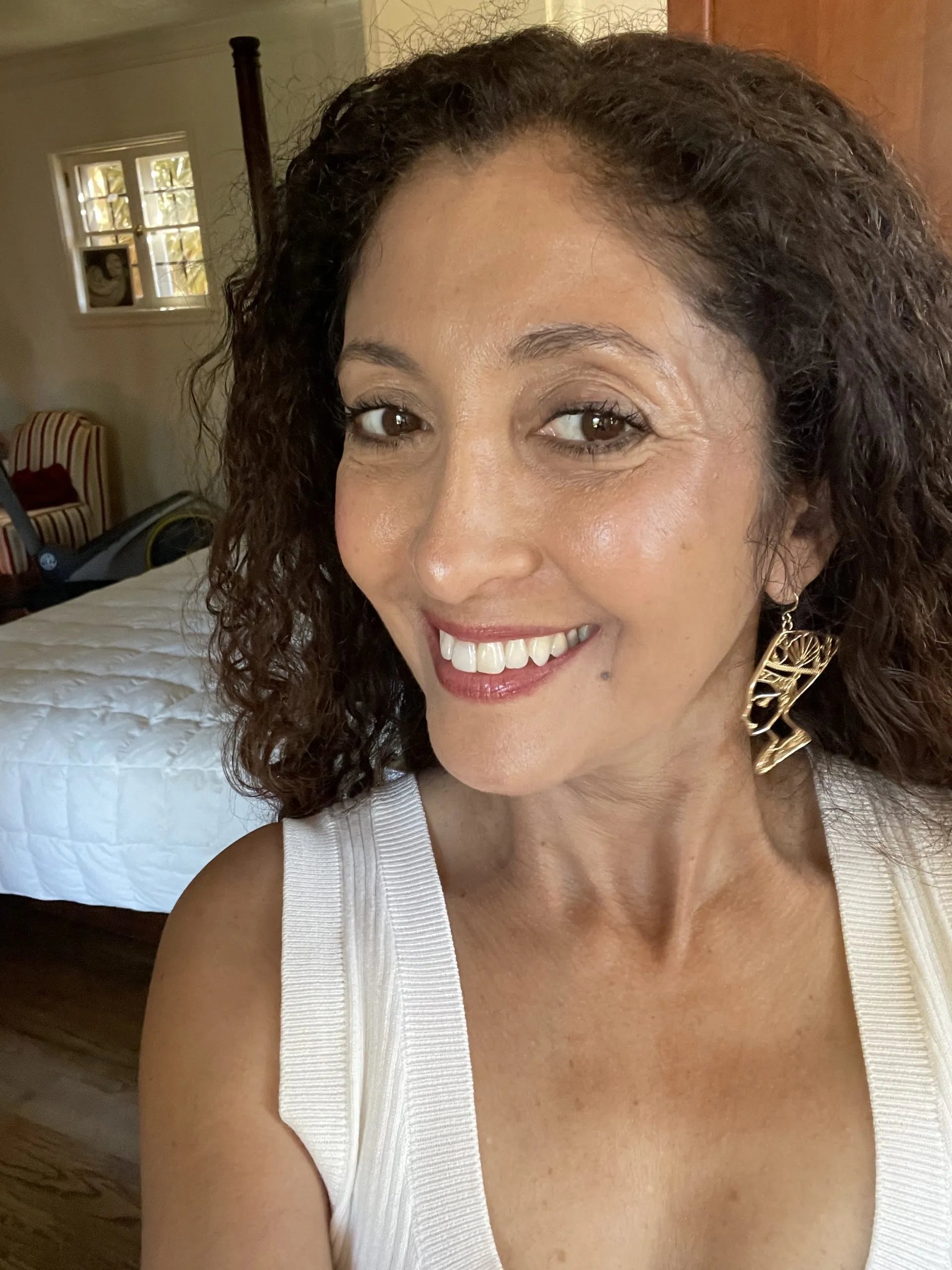 Sarah M., 47, Teacher